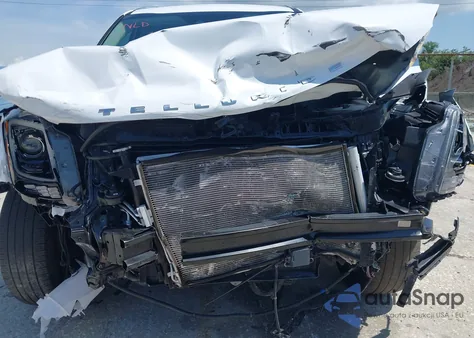 2022 Kia Telluride Ex z USA, uszkodzony, nr VIN 5XYP34HC4NG319365